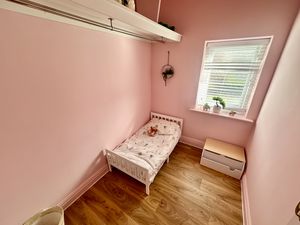 Photo 25- click for photo gallery